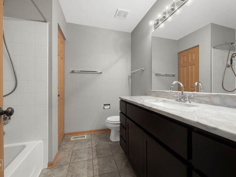 2532 Golf Ridge Circle Naperville IL 60563