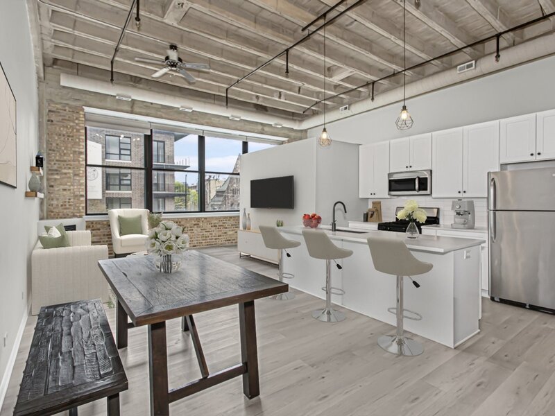 1600 W Adams Street Chicago IL 60612
