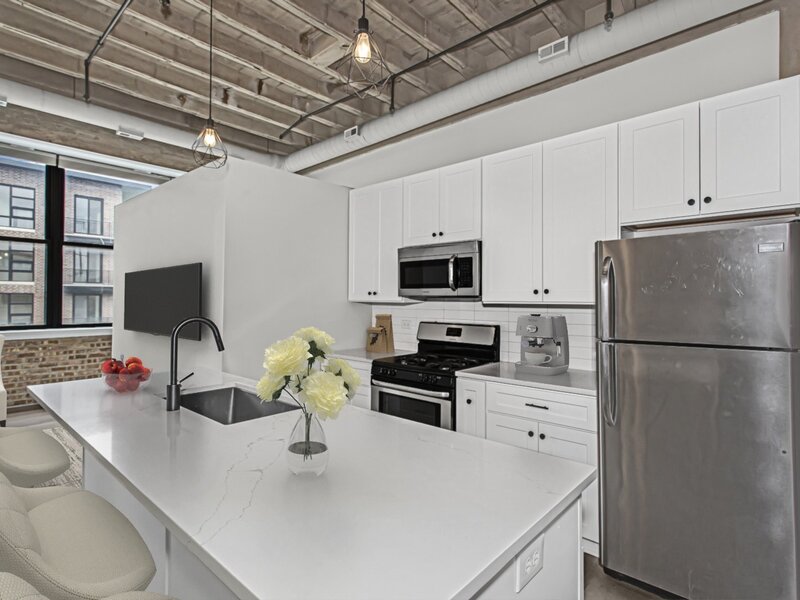 1600 W Adams Street Chicago IL 60612