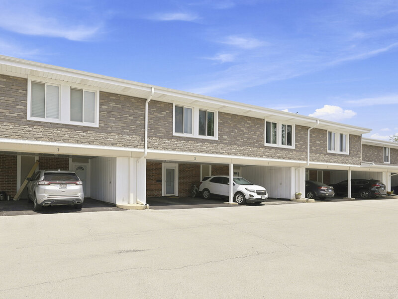 2 Cour Masson Palos Hills IL 60465