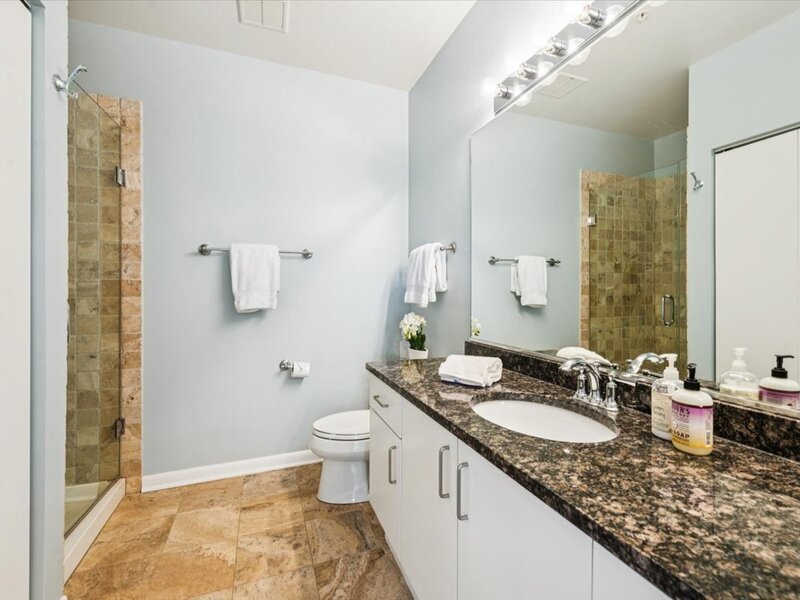 1572 Maple Avenue Evanston IL 60201