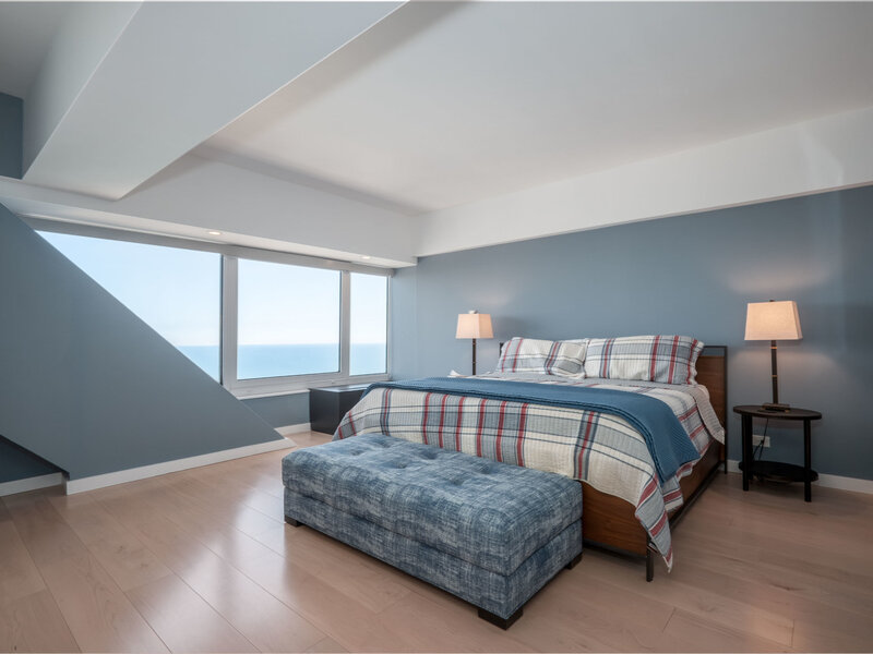 175 E Delaware Place Chicago IL 60611