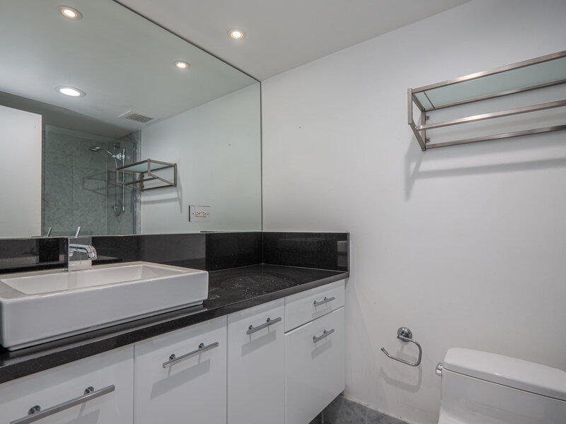 175 E Delaware Place Chicago IL 60611