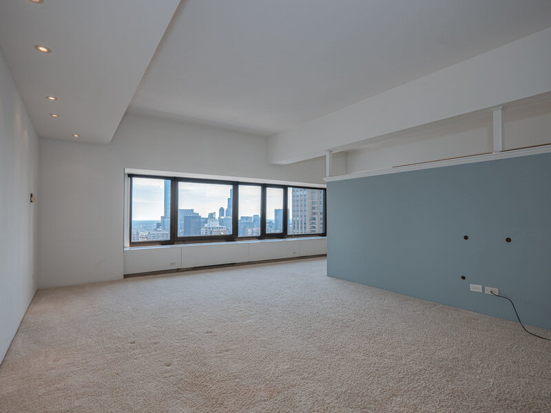 175 E Delaware Place Chicago IL 60611