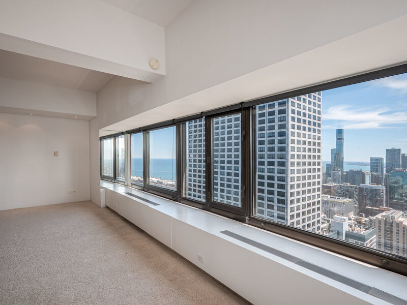 175 E Delaware Place Chicago IL 60611