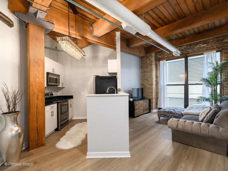 225 W Huron Street Chicago IL 60654