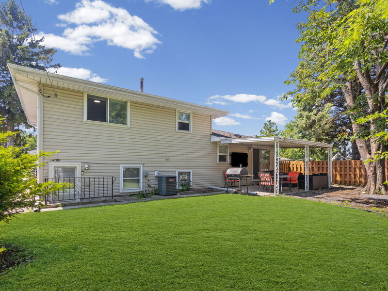 15615 Kenwood Avenue South Holland IL 60473
