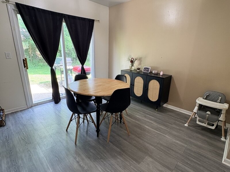 1422 W Split Oak Circle Round Lake Beach IL 60073