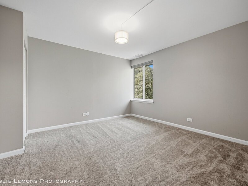 5801 Oakwood Drive Lisle IL 60532