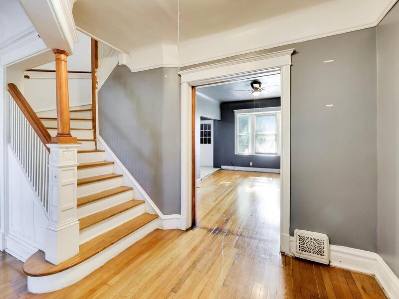 7041 S Eberhart Avenue Chicago IL 60637