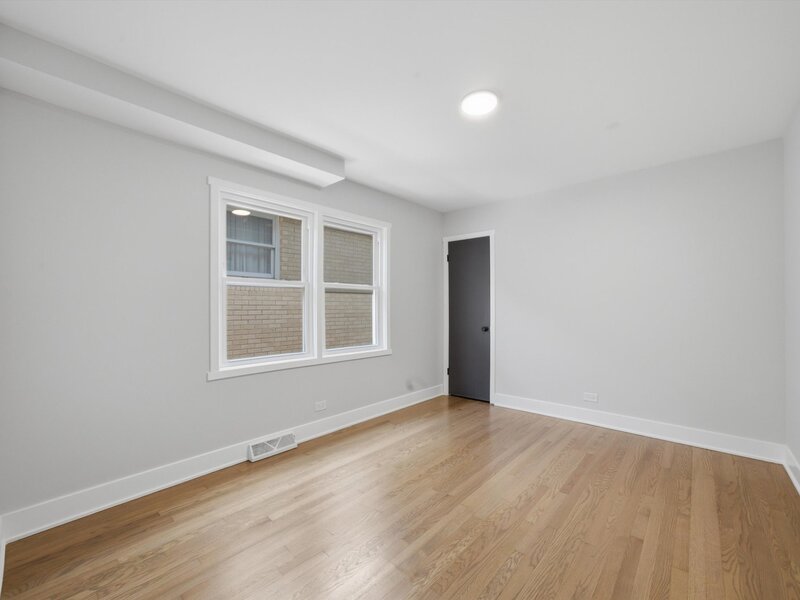 6332 N Mobile Avenue Chicago IL 60646