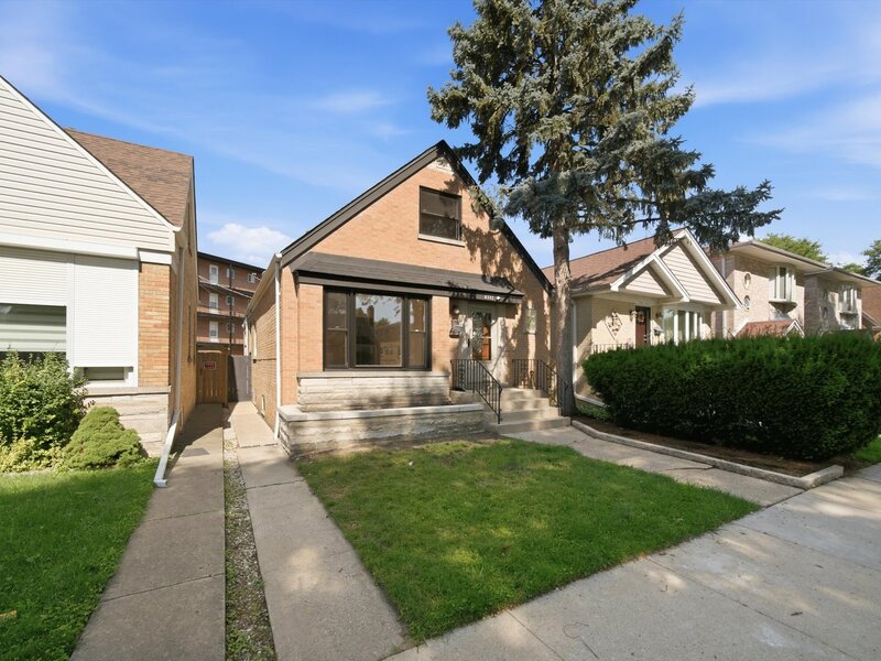 6332 N Mobile Avenue Chicago IL 60646