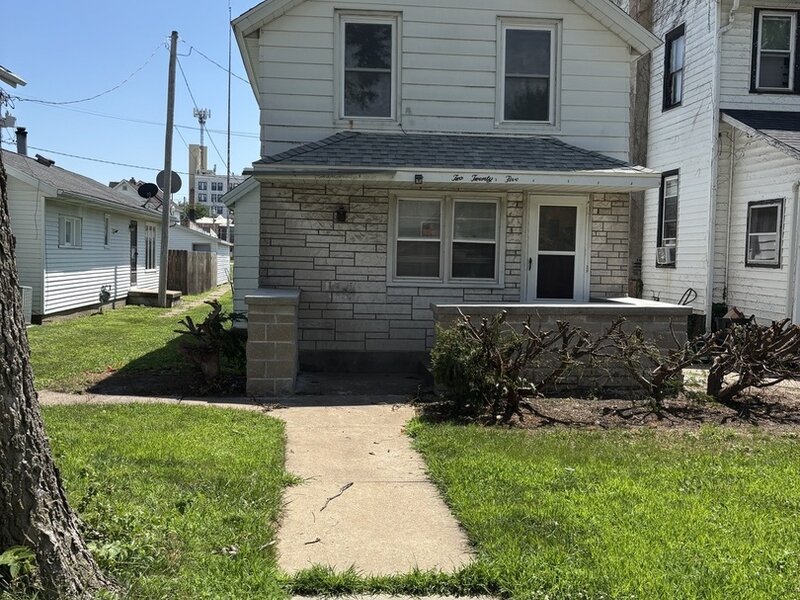 225 3rd Avenue Clinton IA 52732