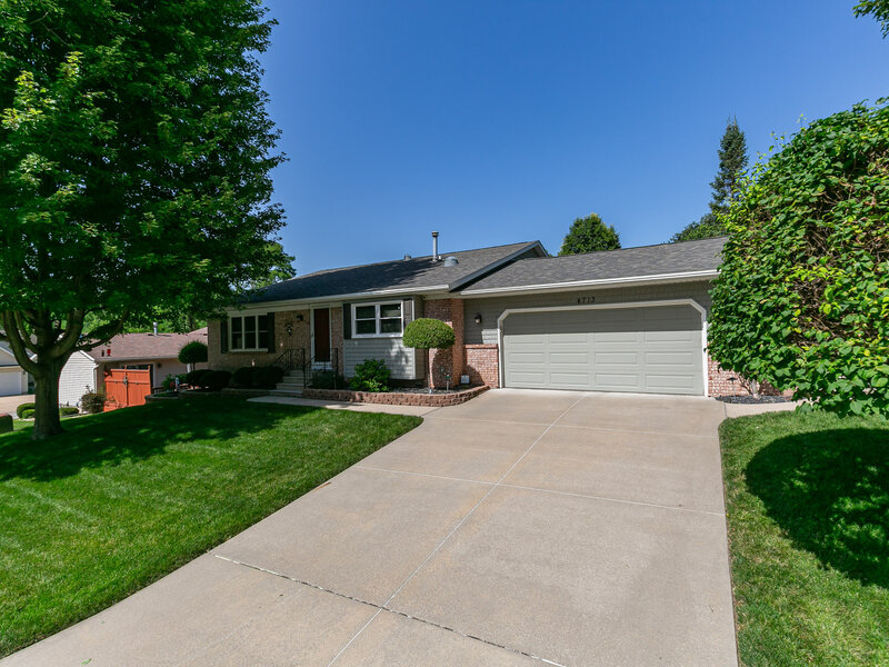 4713 5th Street A Street East Moline IL 61244