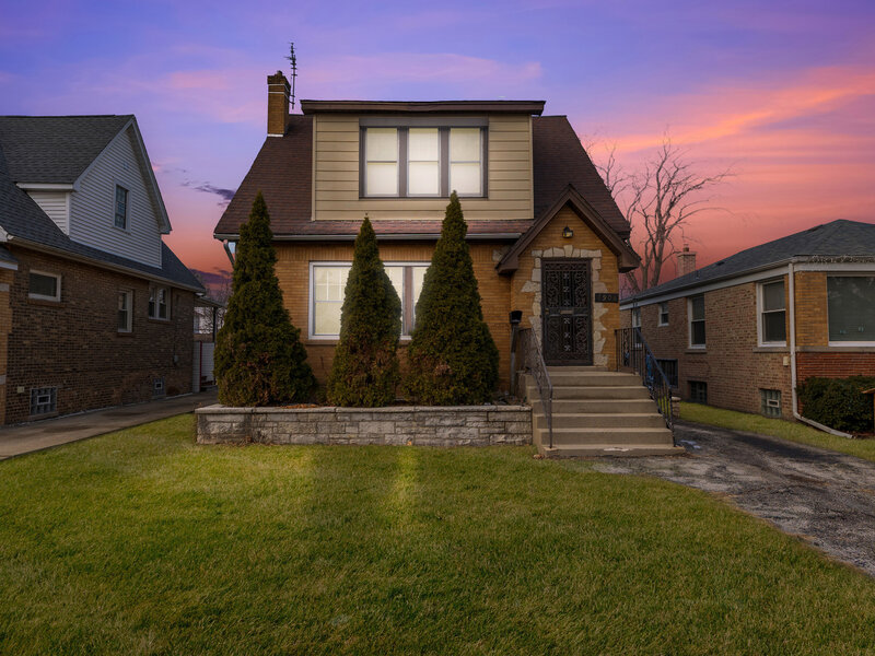 1908 S 23rd Avenue Maywood IL 60153