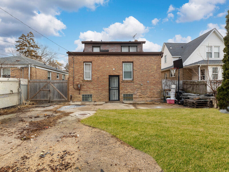 1908 S 23rd Avenue Maywood IL 60153