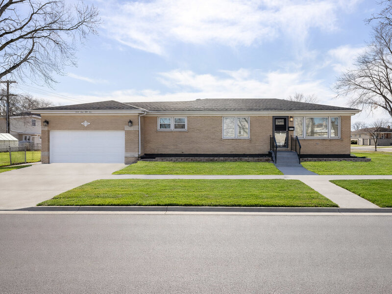 4955 N Delphia Avenue Norridge IL 60706