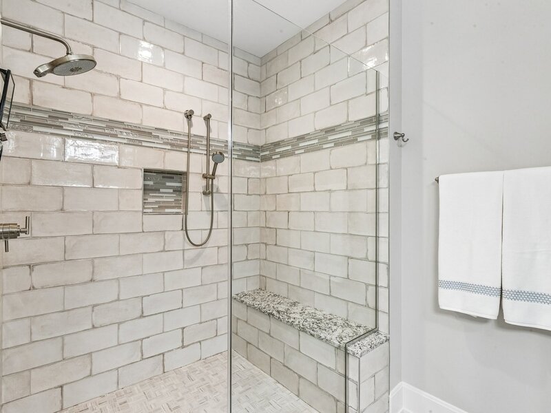 10 W Illinois Street St. Charles IL 60174