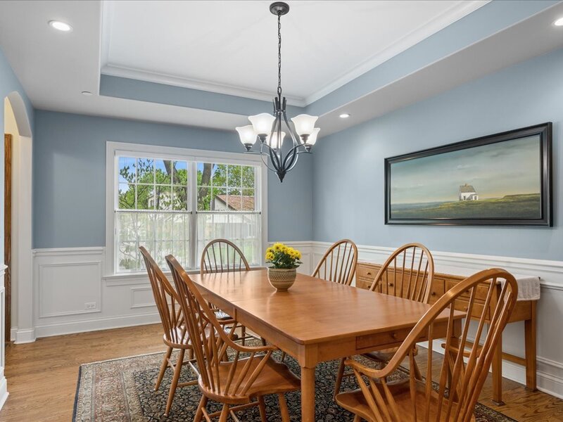 512 Oak Street Libertyville IL 60048