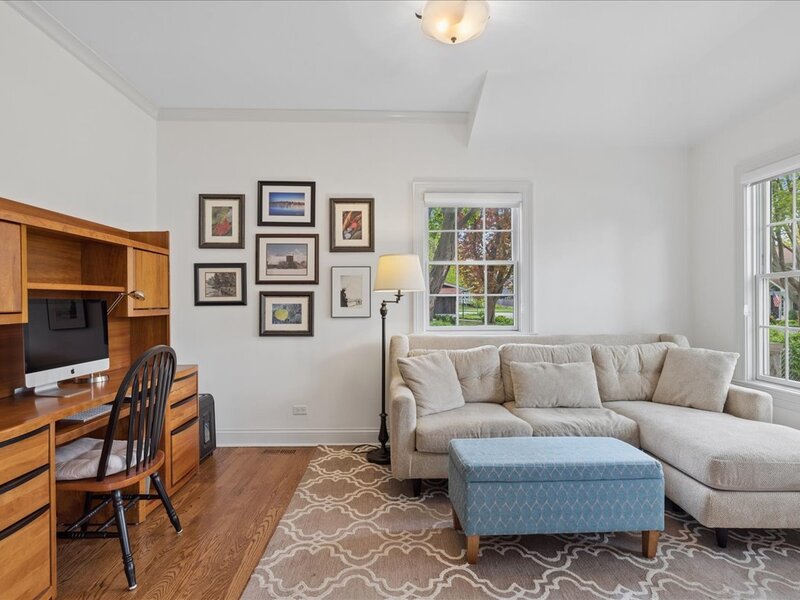 512 Oak Street Libertyville IL 60048