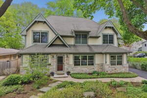 Photo of 512 Oak Street Libertyville IL 60048
