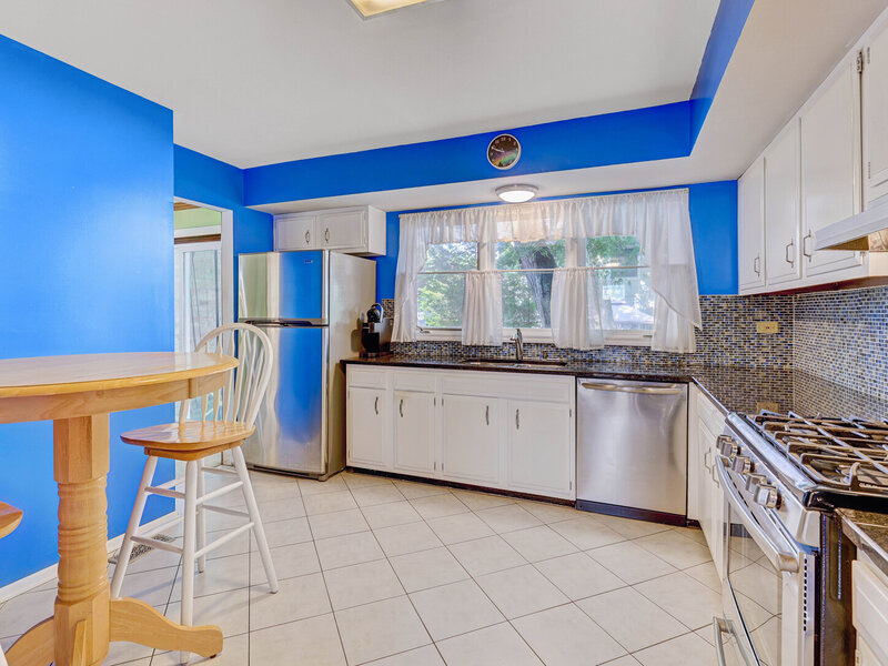 330 Elmwood Lane Bloomingdale IL 60108