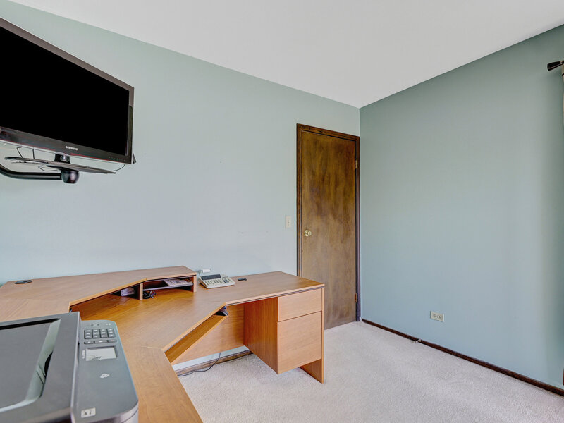 330 Elmwood Lane Bloomingdale IL 60108