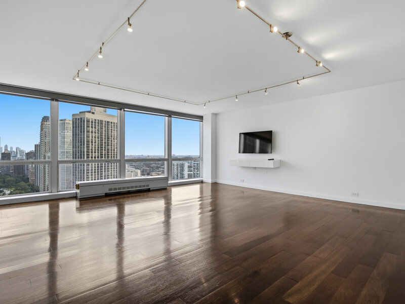 340 W Diversey Parkway Chicago IL 60657