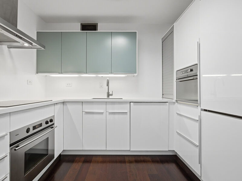 340 W Diversey Parkway Chicago IL 60657