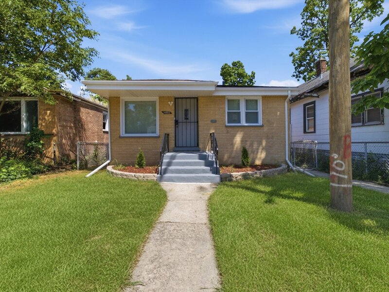 14807 Wood Street Harvey IL 60426