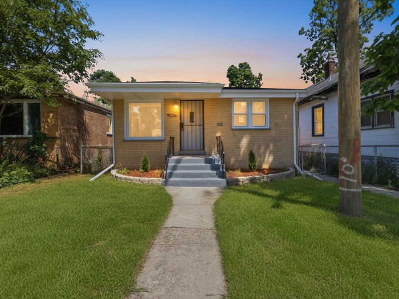 14807 Wood Street Harvey IL 60426