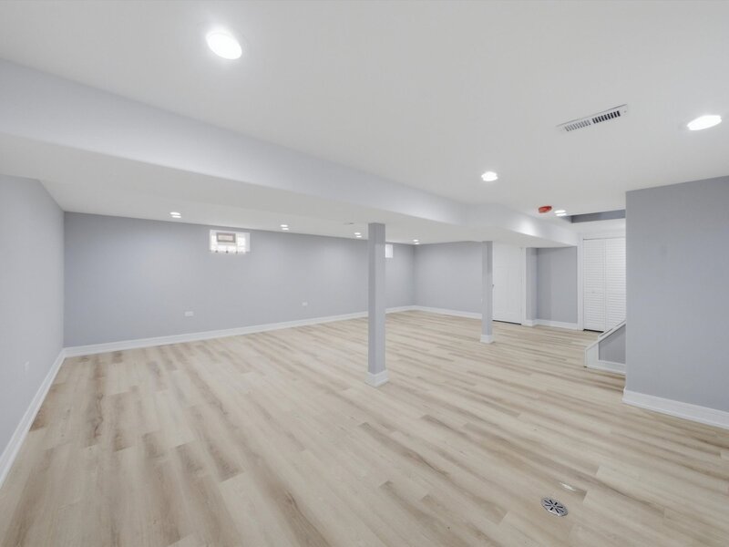 14807 Wood Street Harvey IL 60426