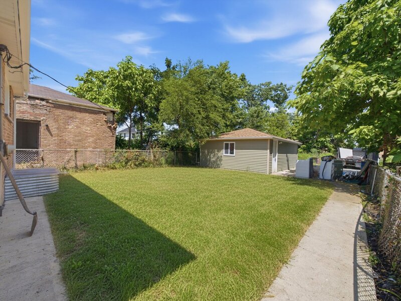 14807 Wood Street Harvey IL 60426