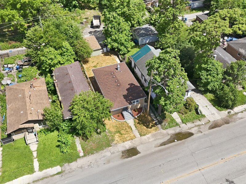 14807 Wood Street Harvey IL 60426