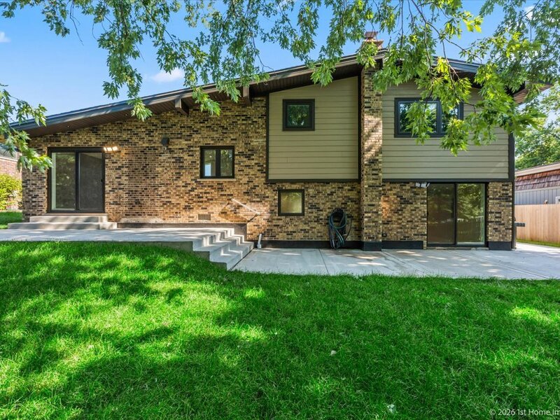 9039 Windsor Drive Palos Hills IL 60465