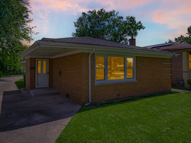 15041 Irving Avenue Dolton IL 60419