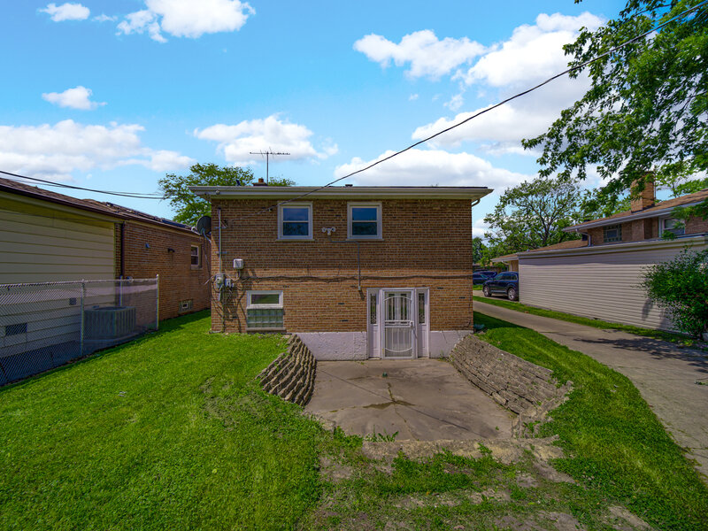 15041 Irving Avenue Dolton IL 60419