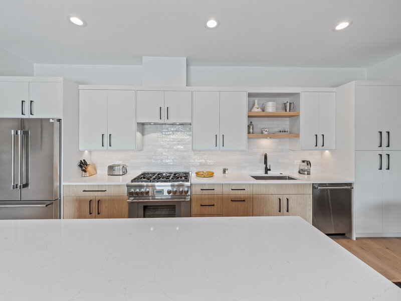 1548 W Ardmore Avenue Chicago IL 60660