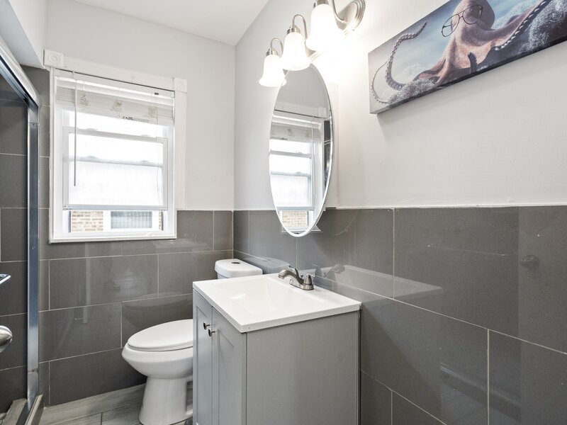 5701 S Mobile Avenue Chicago IL 60638