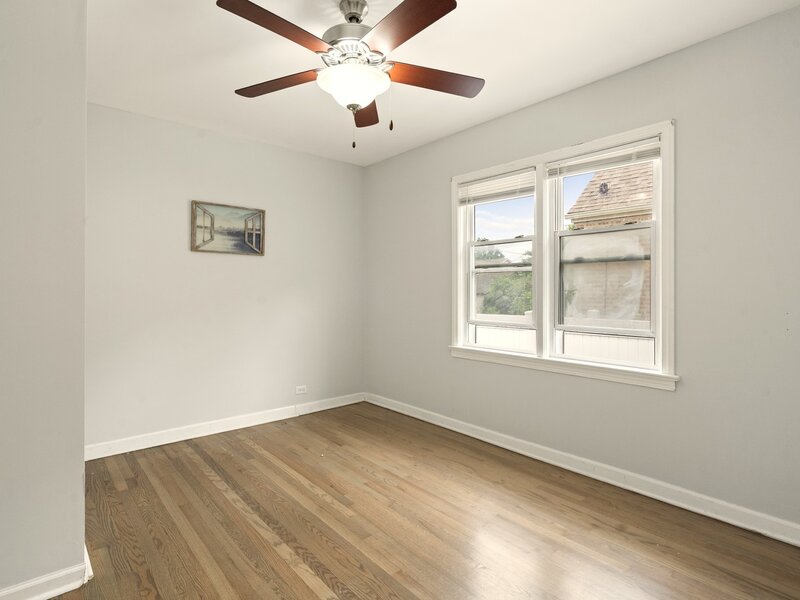 5701 S Mobile Avenue Chicago IL 60638