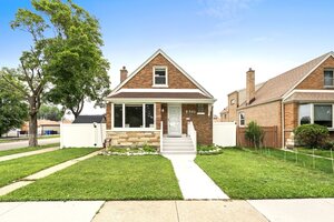 Photo of 5701 S Mobile Avenue Chicago IL 60638