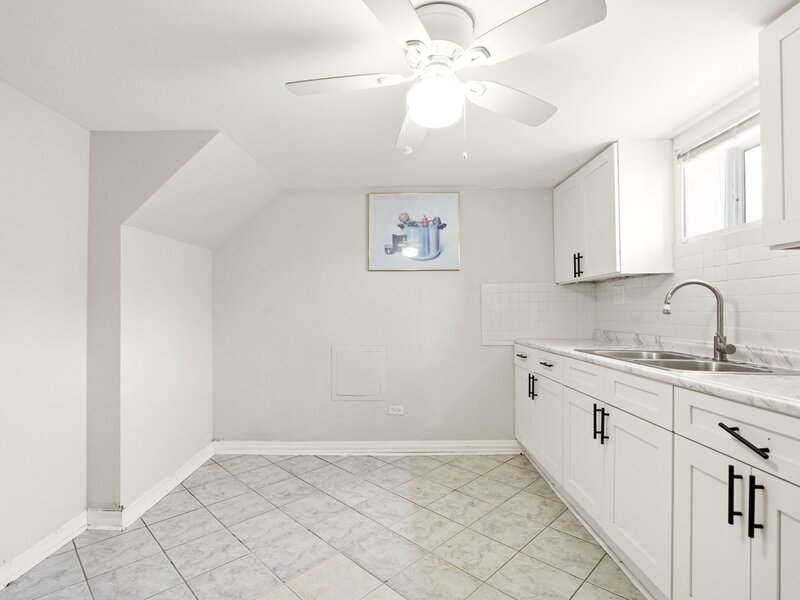 5701 S Mobile Avenue Chicago IL 60638