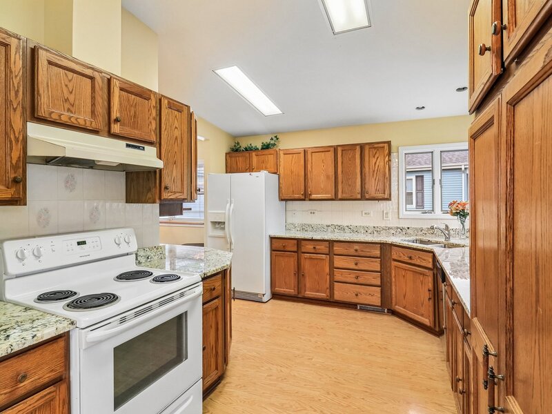 335 Belmont Court Grayslake IL 60030