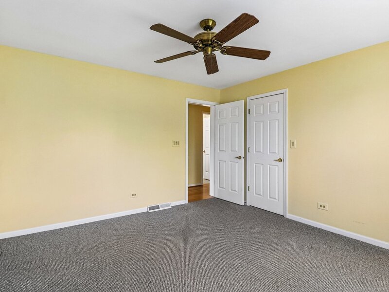 335 Belmont Court Grayslake IL 60030