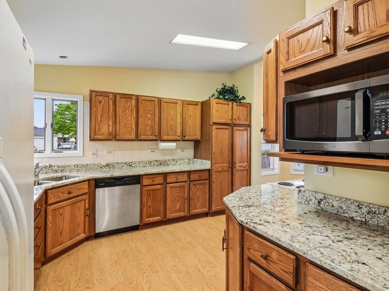 335 Belmont Court Grayslake IL 60030
