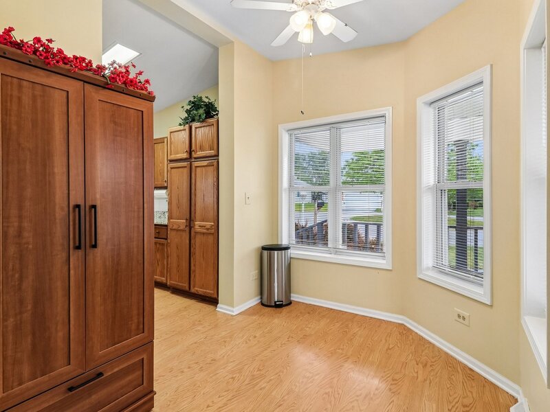 335 Belmont Court Grayslake IL 60030