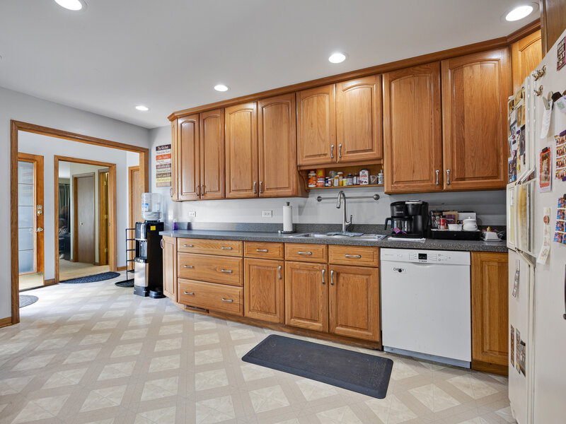 60 Arizona Boulevard Hoffman Estates IL 60169