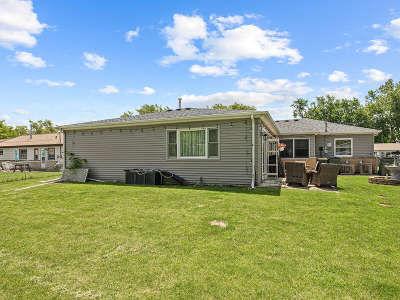 60 Arizona Boulevard Hoffman Estates IL 60169