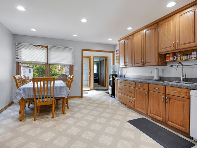 60 Arizona Boulevard Hoffman Estates IL 60169