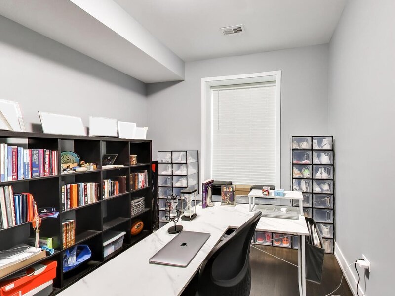 616 E 46th Street Chicago IL 60653